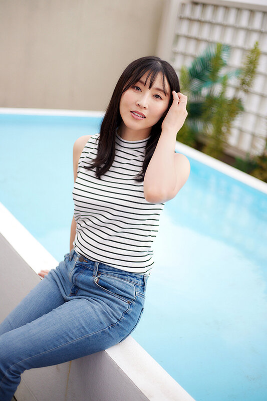 【1dandy00903】ヌキ無し人妻メンエスで出会ったおばさんセラピストと意気投合!店外デート中に勃起したらラブホに誘われ…ご休憩2時間で何度も中出しさせてくれました。 / DANDY