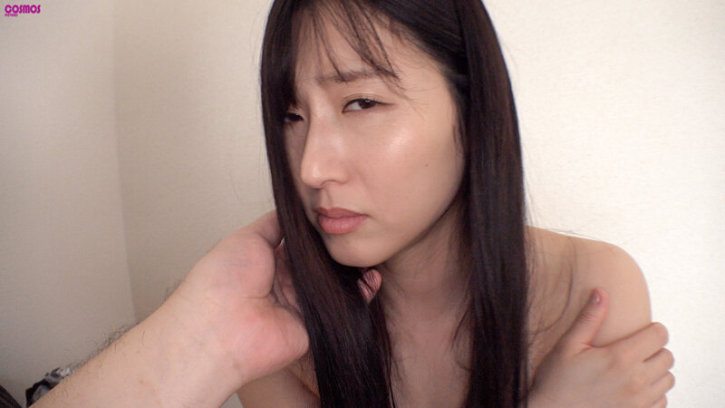 【1hawa00330】家出妻を住まわせて朝から晩までヤりまくり中出し生活中出し専用家出妻 ゆかりさん38歳 / コスモス映像