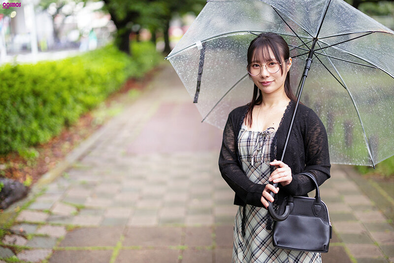【1hawa00367】彼女のいない貧乏な自分にあるのは有り余る性欲と安アパートだけ 風俗に行く金も無いし若い子はノリが苦手…だからおとなしそうな人妻を捕まえてSEXしたら自分以上に性欲が凄かった！！ （仮名）ヒナさん / コスモス映像