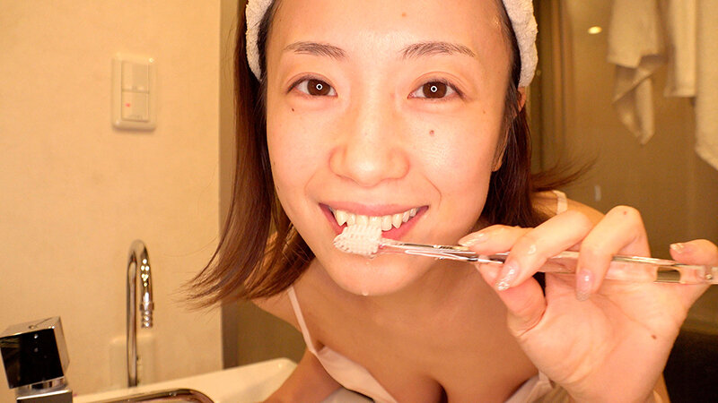【1jera00006】職場で知り合った美人パートの長瀬麻美さんは人生で一度も精子を飲んだことが無いみたいで、ラブホ飲みで距離感縮めてSEXしたらゴックンしてくれたので旦那が帰宅するPM22:00まで何度も精飲と中出しをした。 / 夕焼けジェラシー