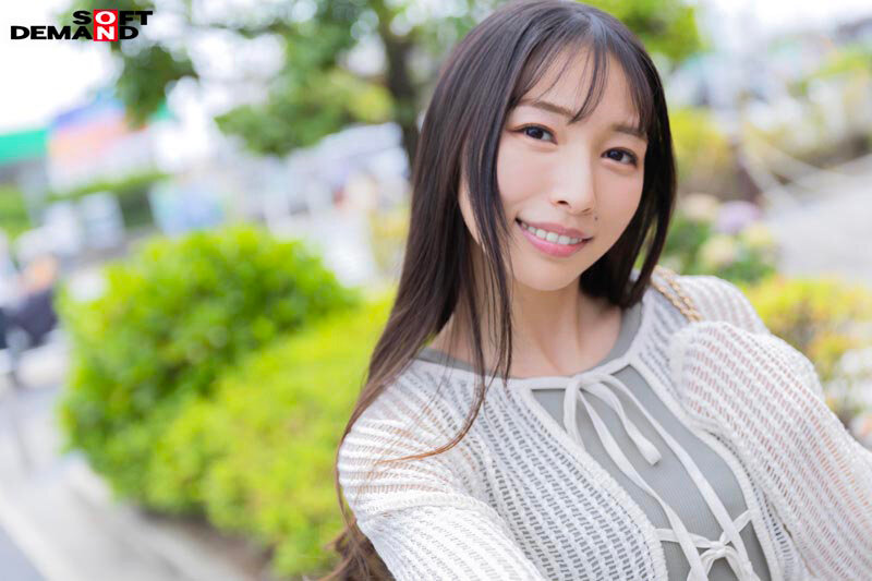 【1sdnm00528】生まれて初めて 男の人の精子飲んじゃいました 埼玉県春日部市在住の敏感ママさん 玉井晴香 第4章 地元を離れて年下男子と手つなぎデート後、旦那も忘れて貪りSEX / SODクリエイト