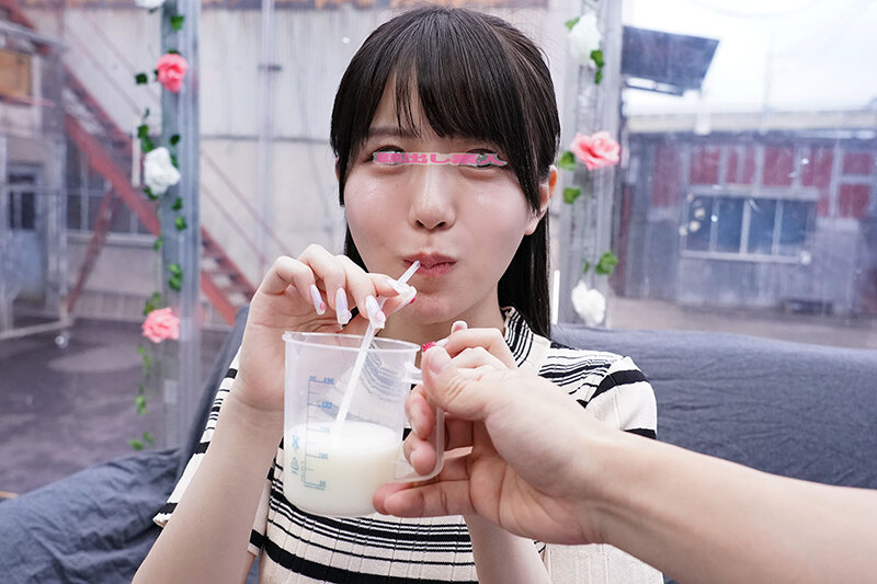 【dvmm00191】顔出しMM号 女子大生限定 ザ・マジックミラー 牛乳を口に含んで→巨乳モミモミ→乳首こねくりイキ我慢!我慢出来たら100万円!イッたらデカチン即ハメ!初めてのチクイキ絶頂で敏感になったJDオマ○コに激ピストンで生中出し! / ディープス