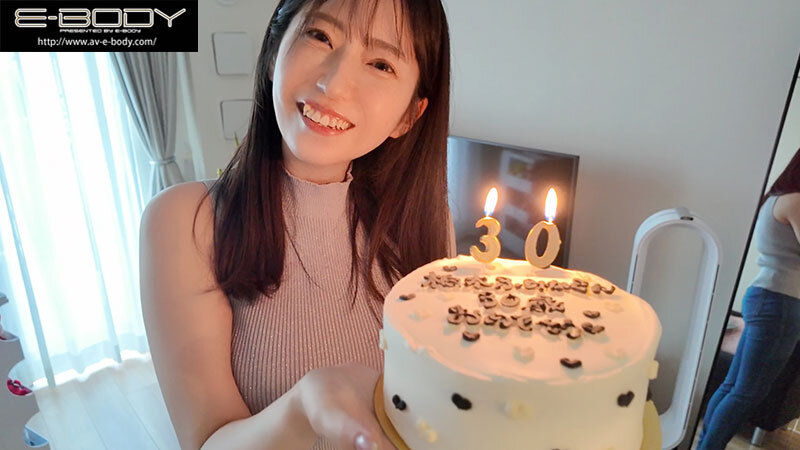 【ebwh00287】柏木ふみかの私生活とカラダを徹底解剖するバースデードキュメント映像 マンクチュ音・ハメシロ&巨乳アングルを同時に堪能できるバイノーラル録音フェティッシュ性交 / E-BODY