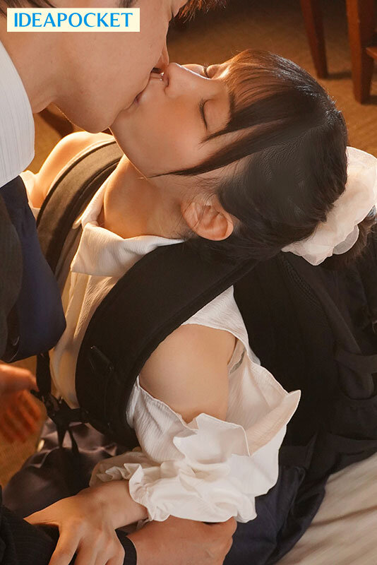 【ipzz00725】天真爛漫で天使のような担当アイドルに誘われ レッスン後、ラブホ合流し何度も背徳性交してしまうマネージャー失格の俺 山田鈴奈 / アイデアポケット