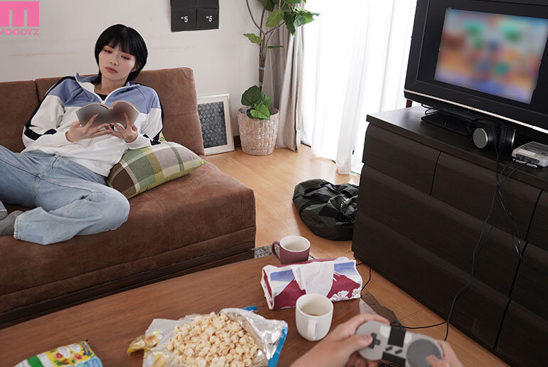 【mida00446】親が不在の3日間、ボーイッシュで男友達みたいな幼馴染が僕専用のメイドになった。中出ししまくり子作り同棲生活 石原希望 / ムーディーズ