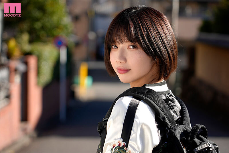 【midv00824】いつも強気で男勝りなガテン系女上司の汗ばむ無防備おっぱいとふいに見せる寂しげな素顔に発情した僕は、欲望むき出し暴走ピストン 貪るようにハメ狂い中出ししまくって… 石原希望 / ムーディーズ