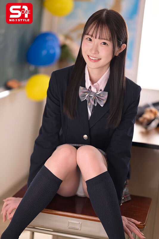 【sivr00415】教師の僕は生徒（咲花）と恋に落ちた…卒業するまで関係を持つのは我慢しようと誓い合った なのに、他の女生徒に告白される僕に嫉妬した咲花は「先生の特別な存在になりたい…よそ見しちゃヤダ」文化祭の夜、ボクたちは超えてはいけない一線を… 白上咲花 / エスワン ナンバーワンスタイル