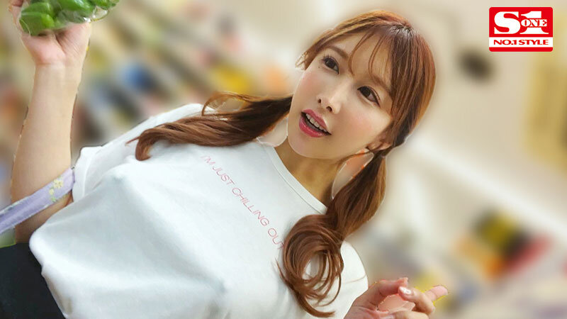【sone00121】ずっと勃起してる絶倫男とノーブラAV女優を三日三晩、一つ屋根の下で密着2人きり性活させてみた。 うんぱい / エスワン ナンバーワンスタイル