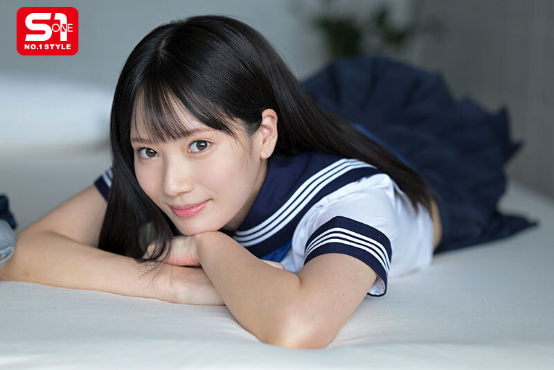 【sone00656】無邪気な教え子に誘惑された僕は可愛い顔、声や匂い、そして若い肉体の魅力に抵抗できず、校内でもホテルでも何処でも挿れまくった。 榊原萌 / エスワン ナンバーワンスタイル
