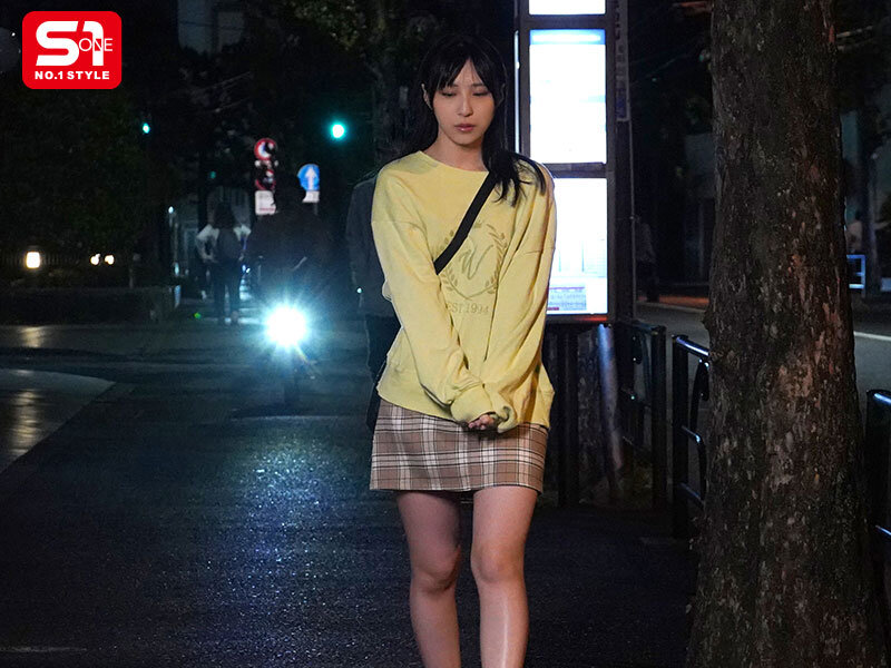 【sone00952】バイト先店長と女子大生は終電を逃し…ホテルで甘く切ない濃厚性交に溺れてしまいました。イケナイ純愛相部屋NTR 新木希空 / エスワン ナンバーワンスタイル