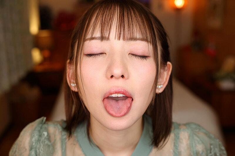 【urvrsp00467】同窓会で再会した元彼女が婚約中のボクに迫ってきた話…西元めいさ / unfinished